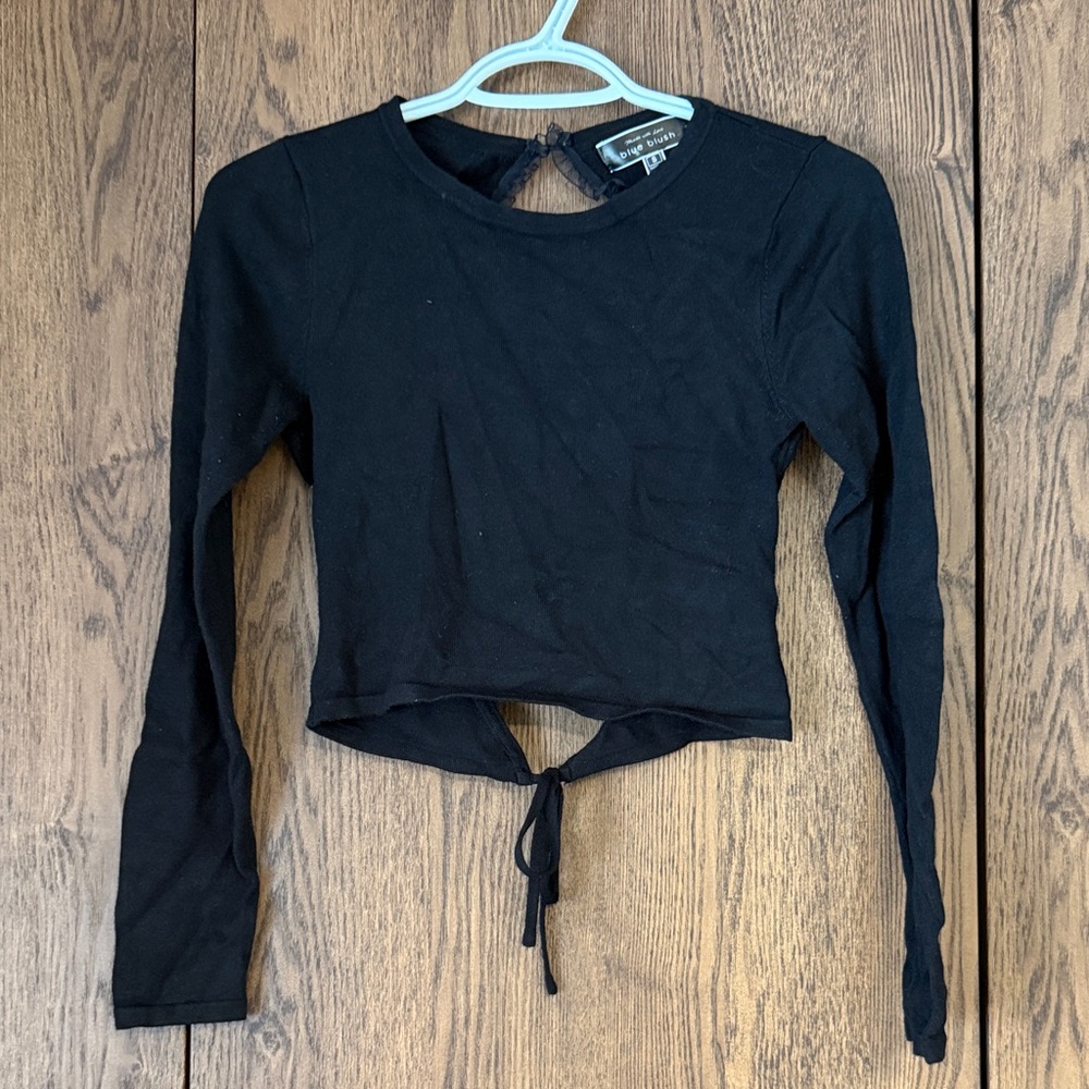 Blue Blush Black Open Back Long Sleeve Top